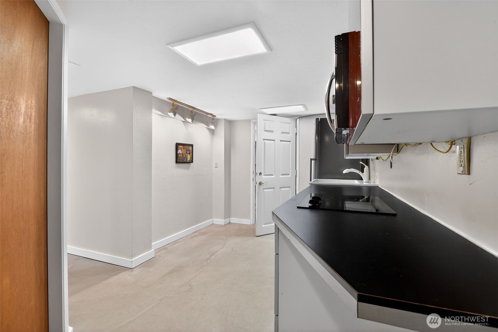 6522 38th Avenue NE Seattle WA 98115
