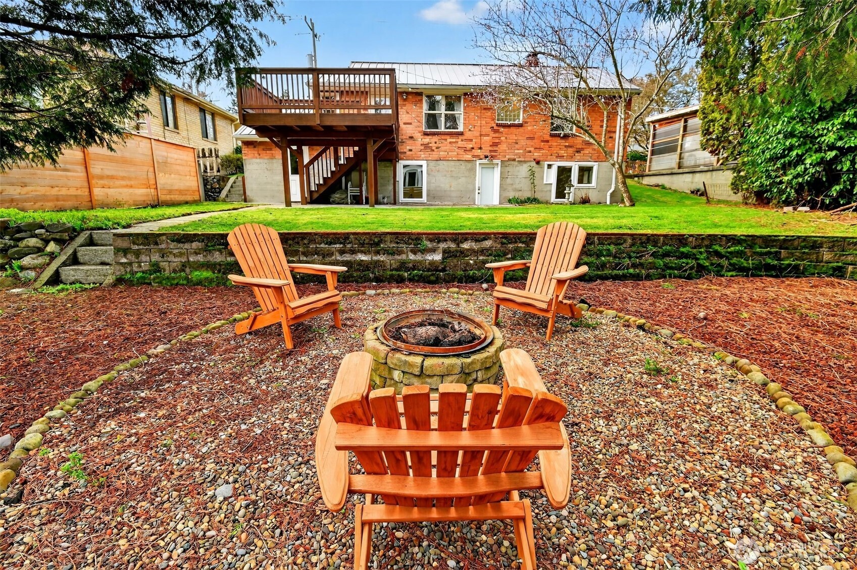 6522 38th Avenue NE Seattle WA 98115