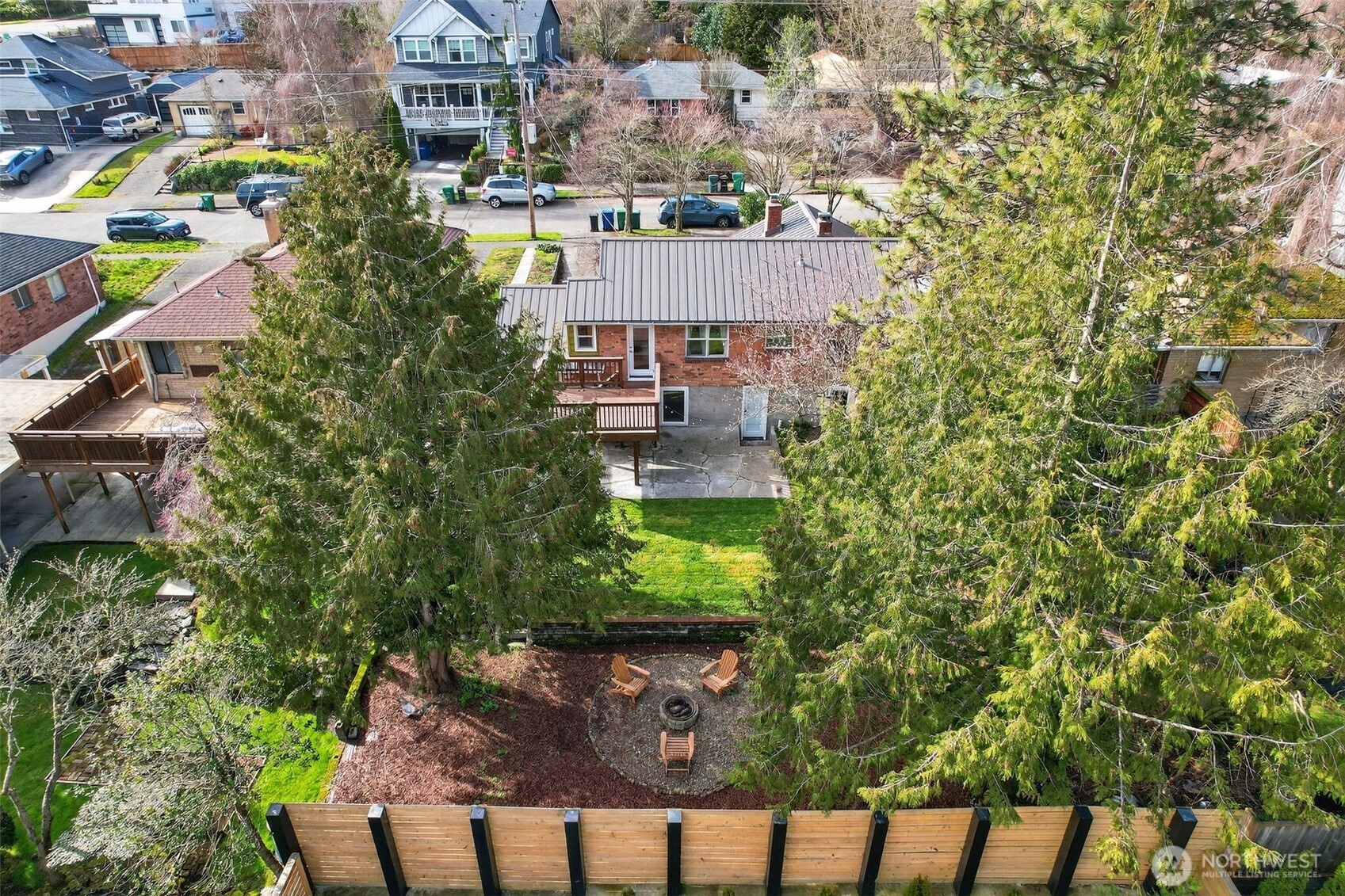 6522 38th Avenue NE Seattle WA 98115