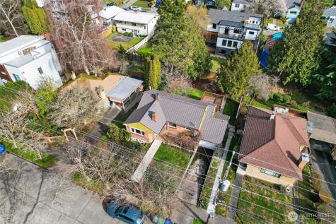 6522 38th Avenue NE Seattle WA 98115