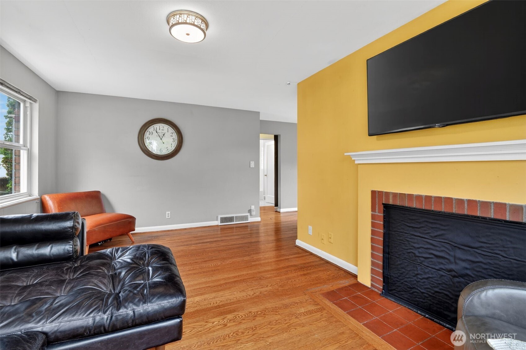 6522 38th Avenue NE Seattle WA 98115