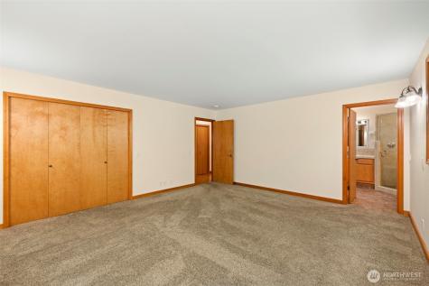 6618 196th Street SE Snohomish WA 98296