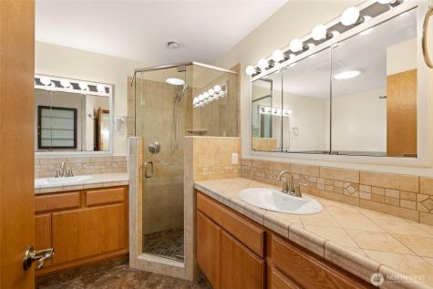 6618 196th Street SE Snohomish WA 98296