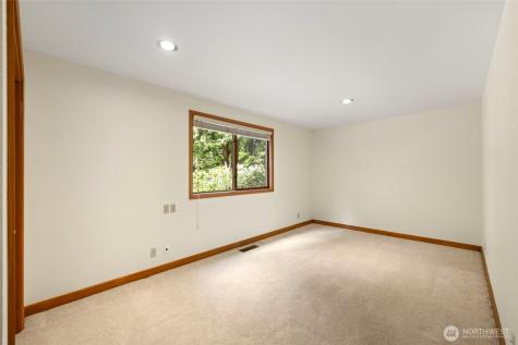 6618 196th Street SE Snohomish WA 98296