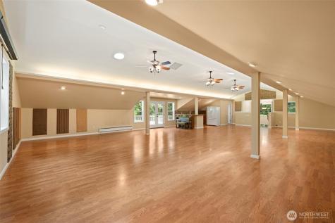 6618 196th Street SE Snohomish WA 98296