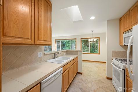 6618 196th Street SE Snohomish WA 98296