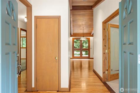 6618 196th Street SE Snohomish WA 98296