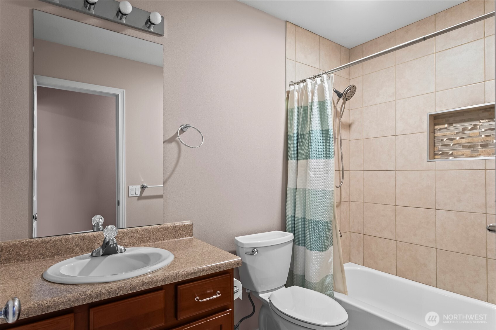 13272 SE 227th Place Kent WA 98042