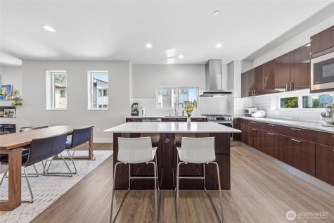 508 Heron Walk SE Sammamish WA 98074
