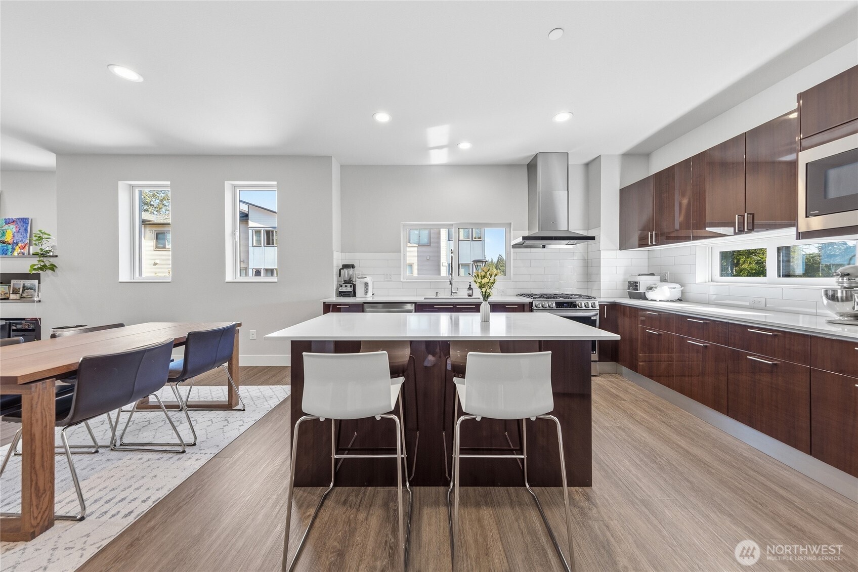 508 Heron Walk SE Sammamish WA 98074