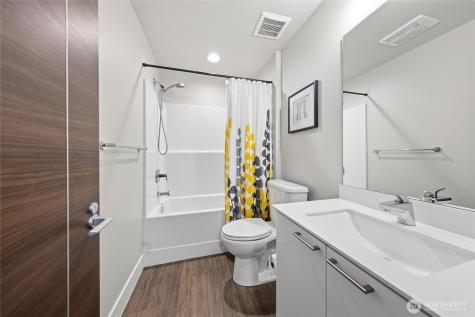 508 Heron Walk SE Sammamish WA 98074