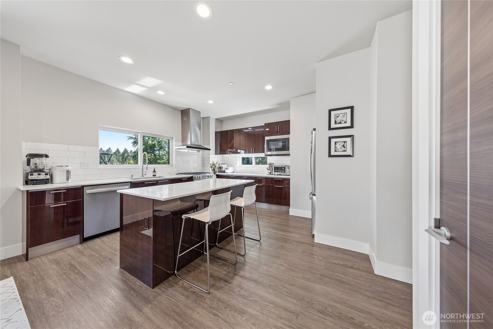 508 Heron Walk SE Sammamish WA 98074