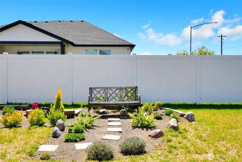 4735 W Cottontail Street Moses Lake WA 98837