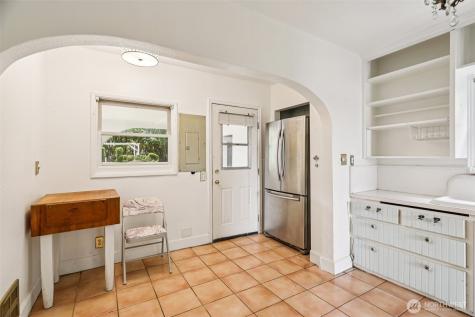 3513 SW 97th Street Seattle WA 98126