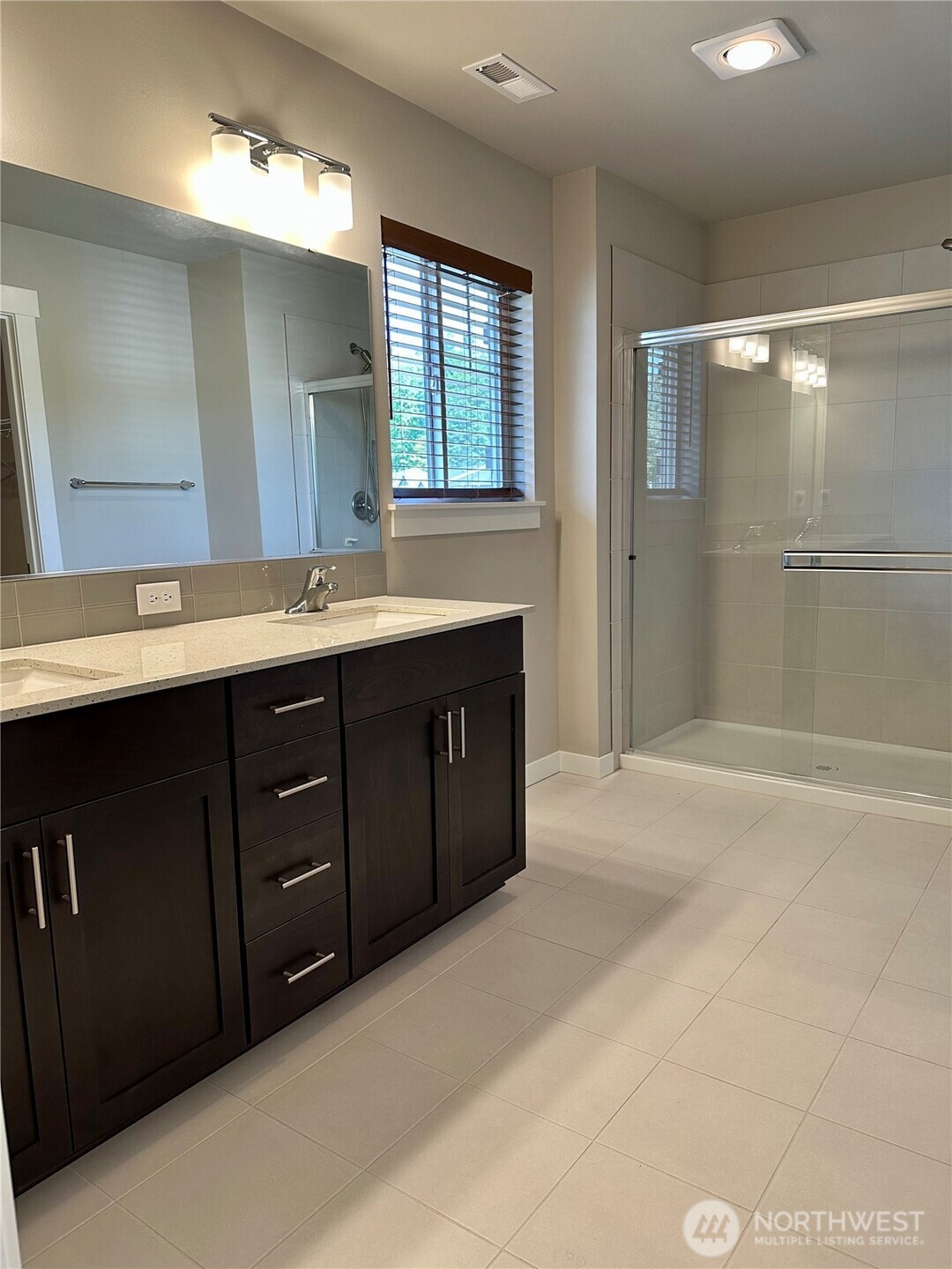 28041 14th Court S Federal Way WA 98003