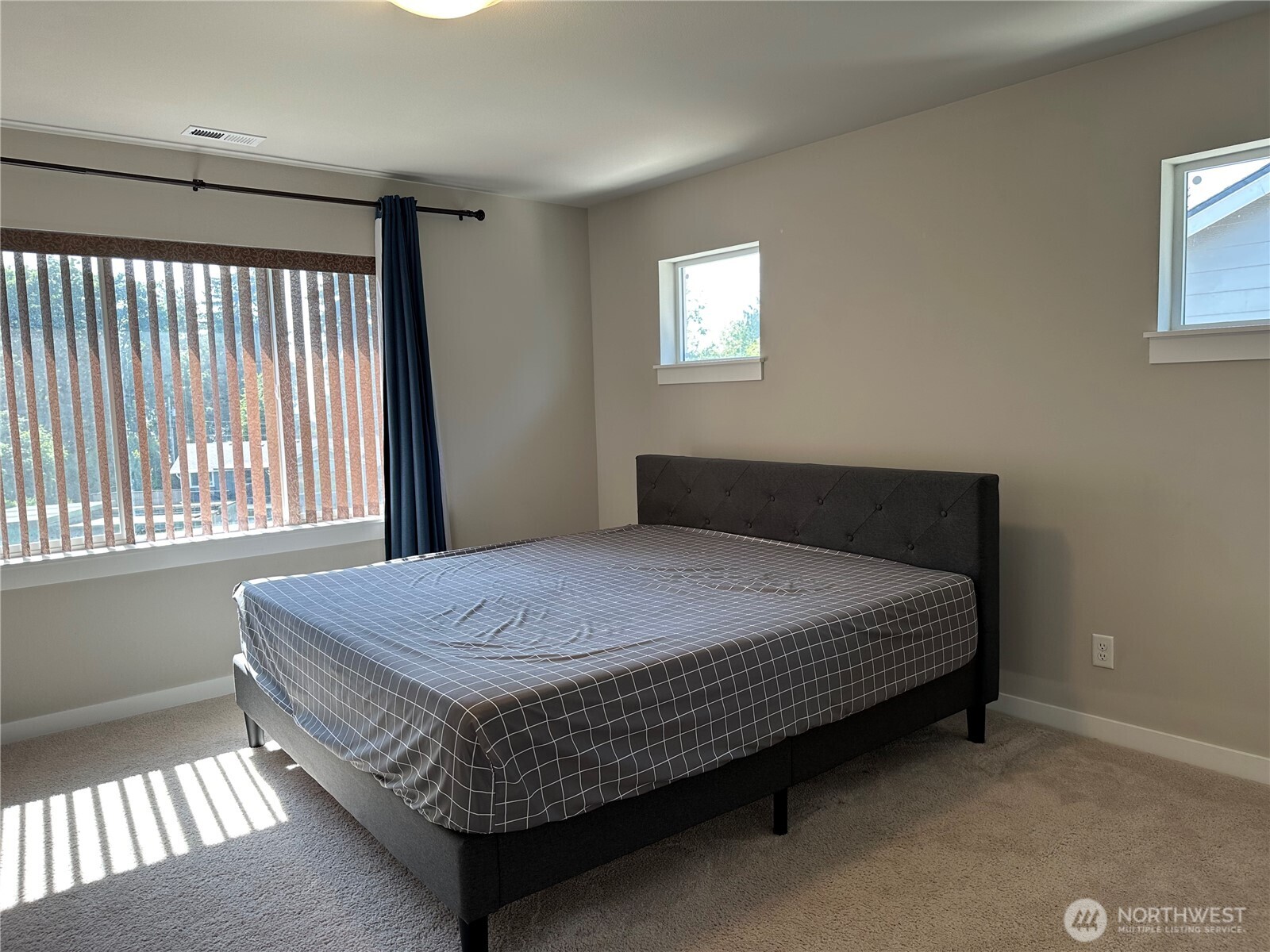 28041 14th Court S Federal Way WA 98003