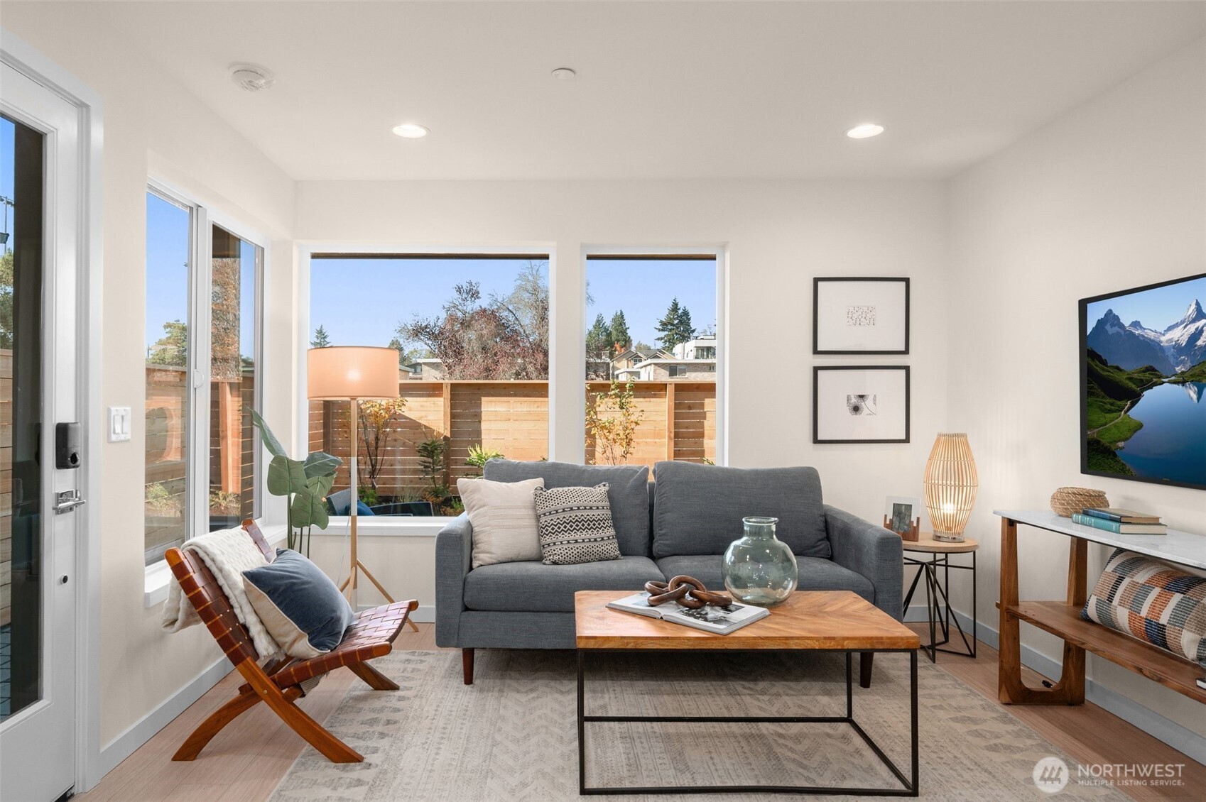 9225 Densmore Avenue N Seattle WA 98103