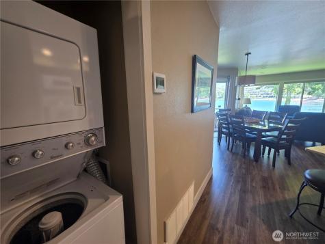 1 Beach 585-n Manson WA 98831