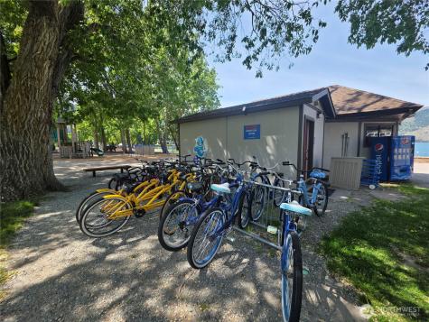 1 Beach 585-n Manson WA 98831