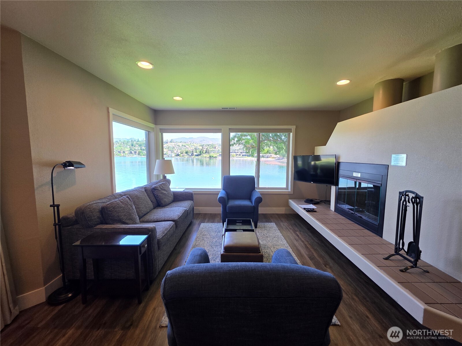 1 Beach 585-n Manson WA 98831