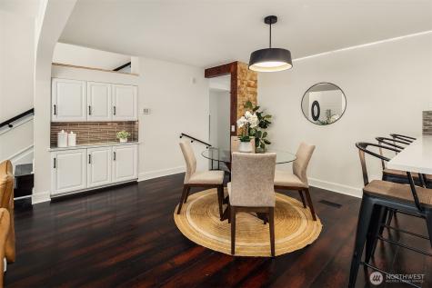 1400 Bellevue Way SE Bellevue WA 98004