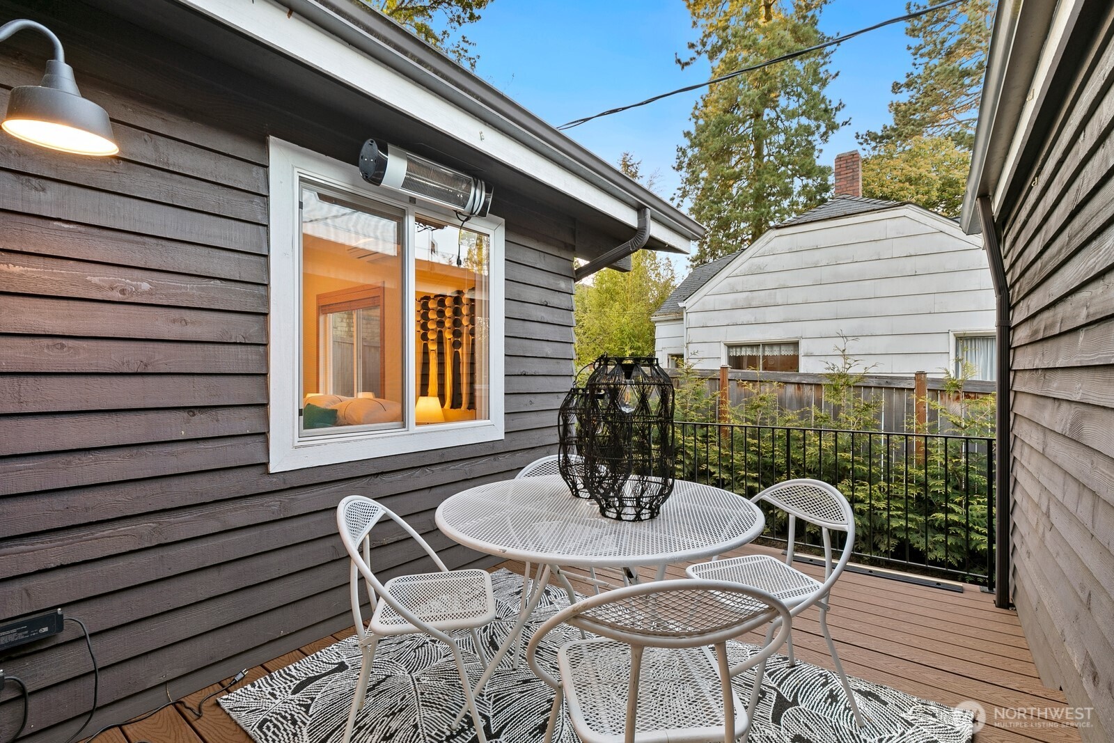 3219 34th Avenue W Seattle WA 98199