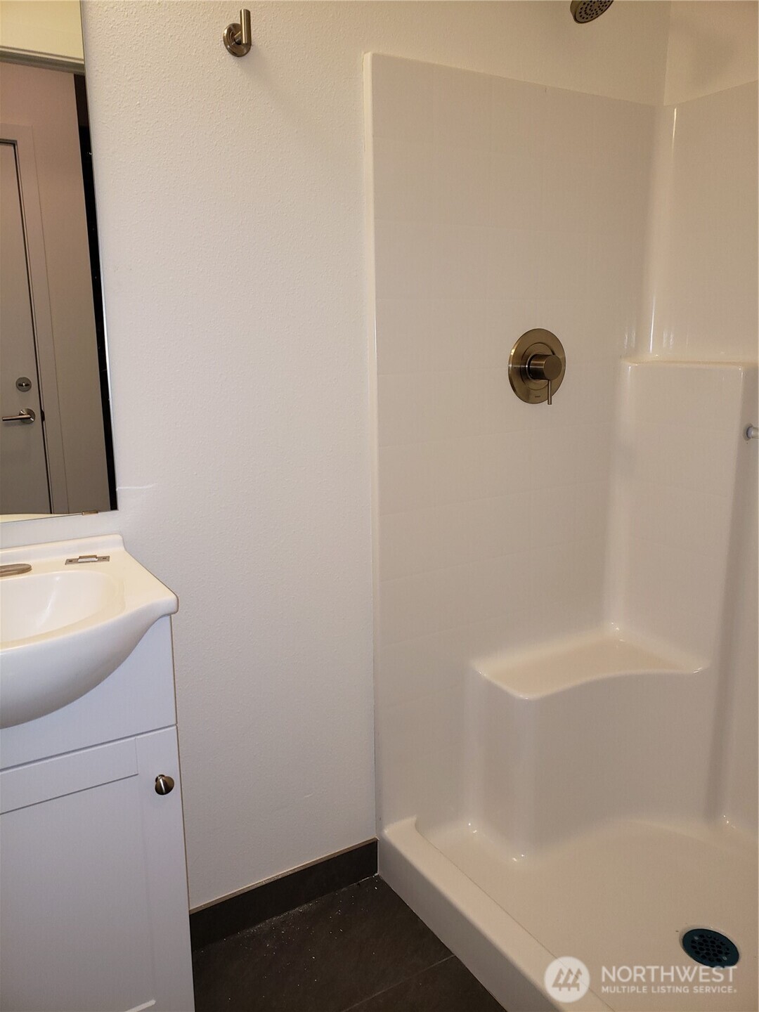 8706 S 42nd Avenue Seattle WA 98118
