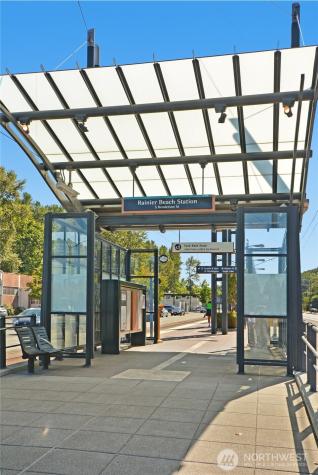 8706 S 42nd Avenue Seattle WA 98118
