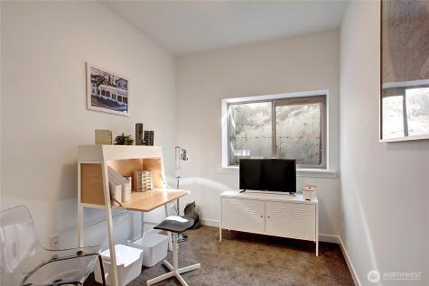 8706 S 42nd Avenue Seattle WA 98118