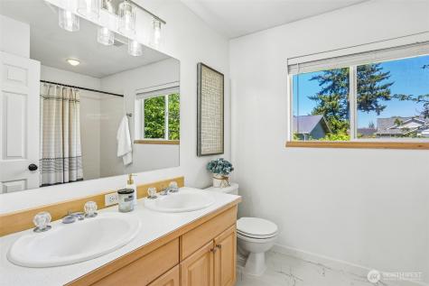 8218 NE 125th Court Kirkland WA 98034