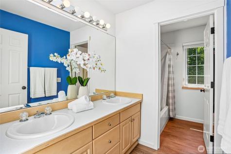 8218 NE 125th Court Kirkland WA 98034