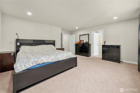 19821 75th Avenue NE Kenmore WA 98028