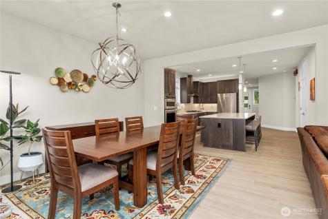 19821 75th Avenue NE Kenmore WA 98028