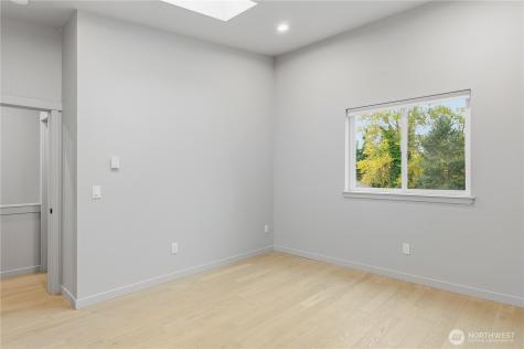 11831 59th Avenue S Seattle WA 98178