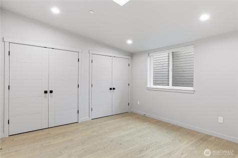 11831 59th Avenue S Seattle WA 98178