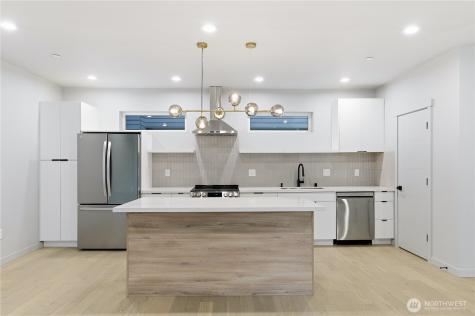 11831 59th Avenue S Seattle WA 98178