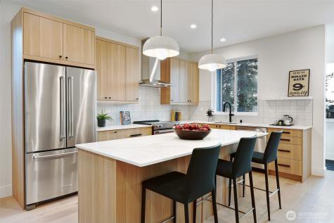 8810 41st Avenue SW Seattle WA 98136