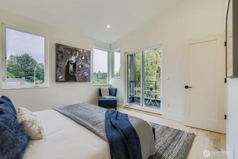 8810 41st Avenue SW Seattle WA 98136