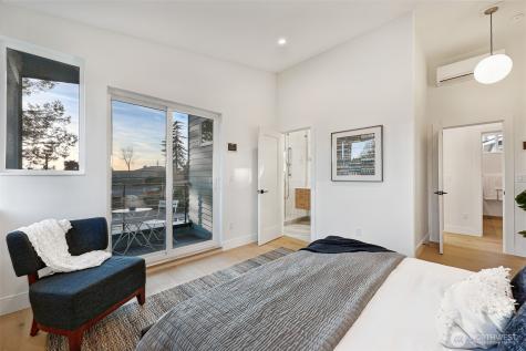 8810 41st Avenue SW Seattle WA 98136