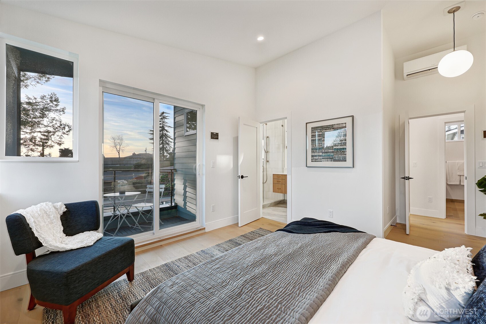 8810 41st Avenue SW Seattle WA 98136