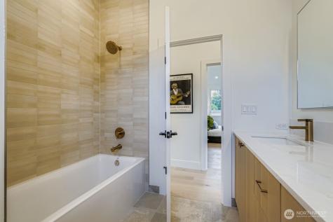 8810 41st Avenue SW Seattle WA 98136