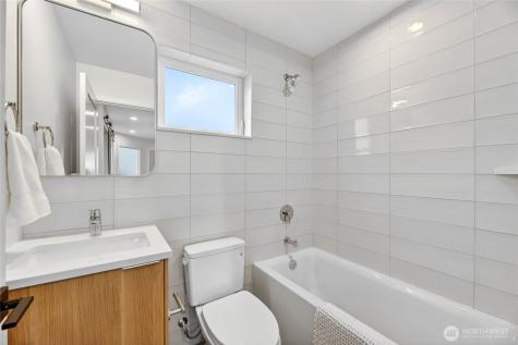 4142 44th Avenue SW Seattle WA 98116
