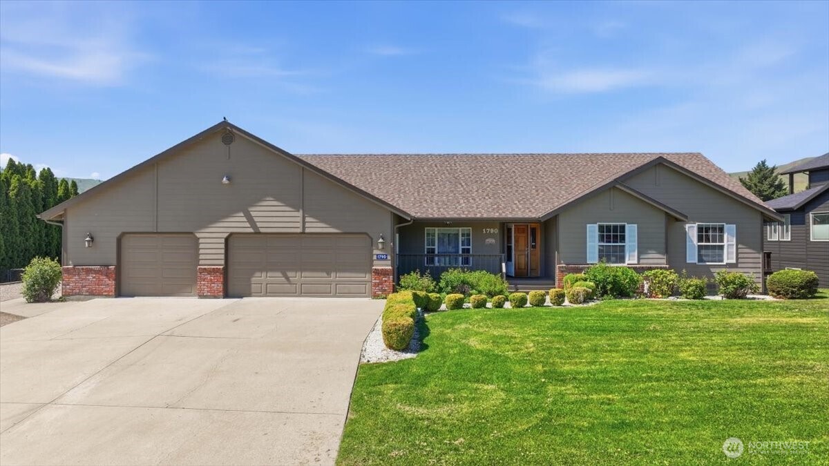 1790 Warm Springs Drive Wenatchee WA 98801