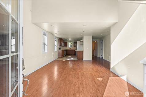 17312 Gravenstein Road Bothell WA 98012