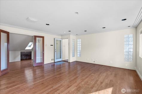 17312 Gravenstein Road Bothell WA 98012