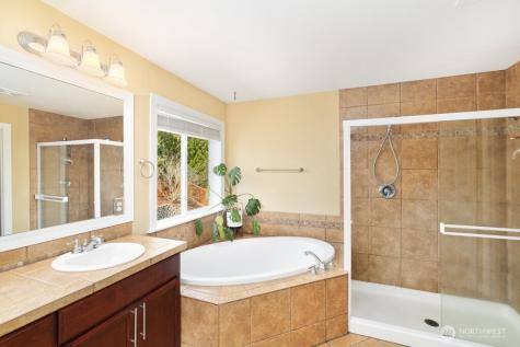 12910 194th Avenue Ct E Bonney Lake WA 98391