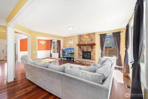 12910 194th Avenue Ct E Bonney Lake WA 98391