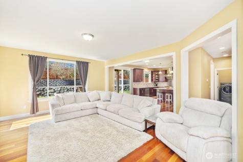 12910 194th Avenue Ct E Bonney Lake WA 98391