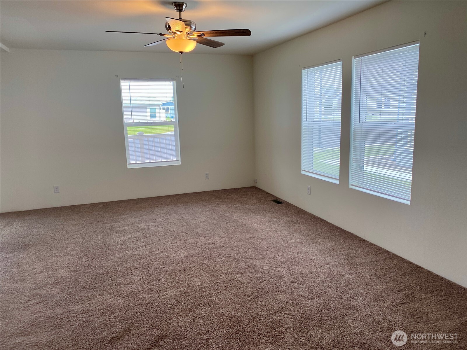 1701 E Burr Avenue Court Moses Lake WA 98837