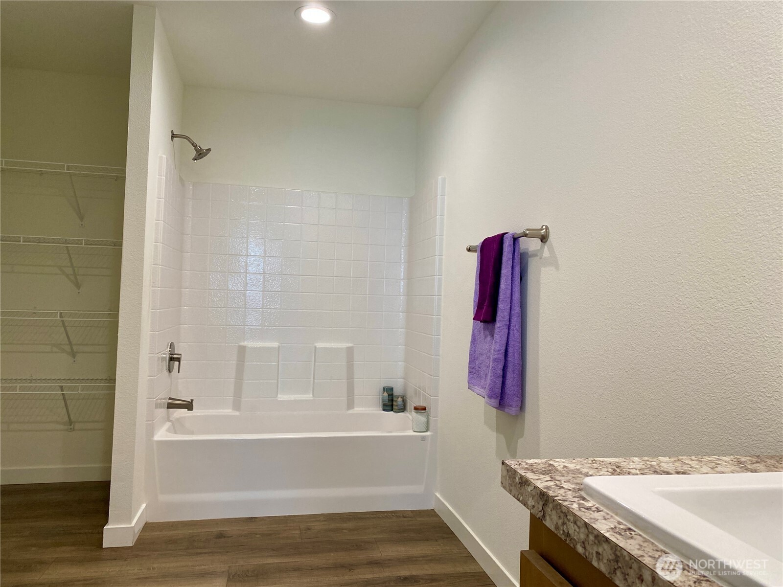 1701 E Burr Avenue Court Moses Lake WA 98837